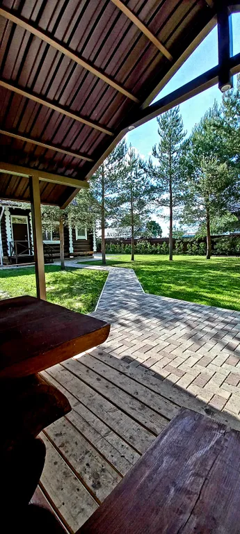 Бревенчатый коттедж