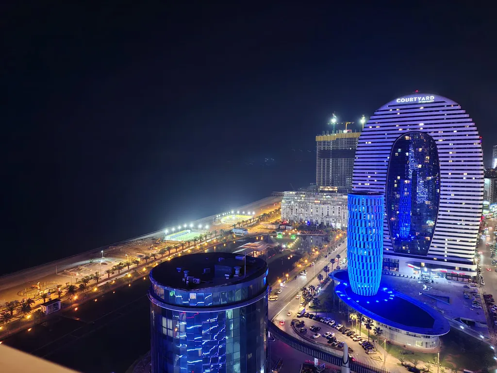 Апартаменты орби сити с видом на море на первой линии от моря