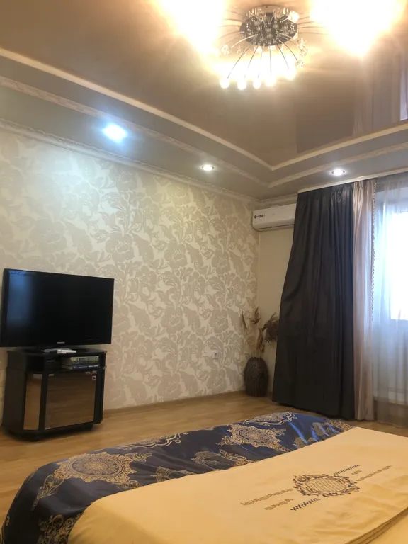 Квартира Комната с балконом напротив парка Победы — Казань