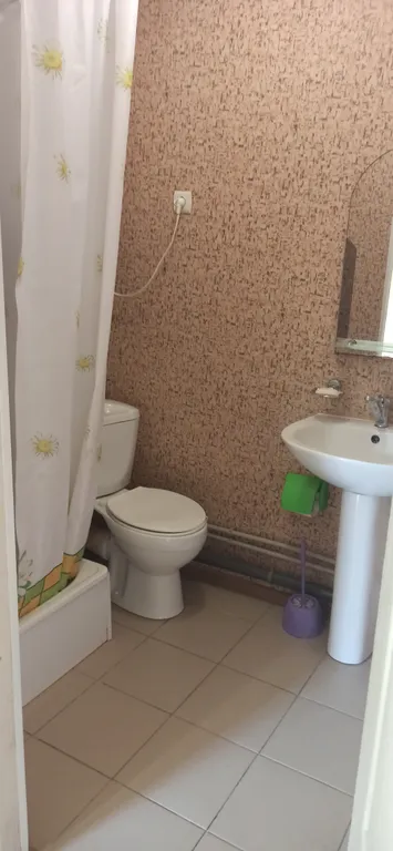 Уютный домик в цветах у Людмилы