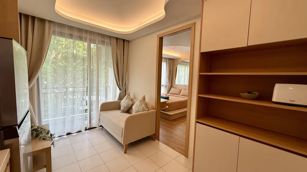 Чудесная квартира около пляжа Камала с бассейном, спортзалом и шатлом