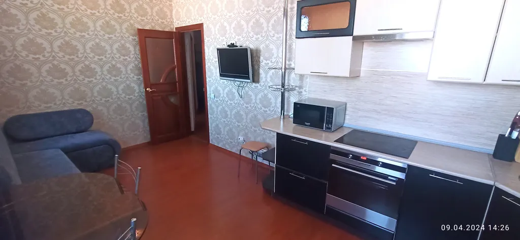 Уютная квартира рядом с ОКБ