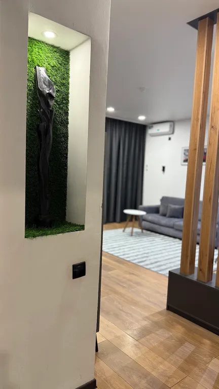 Апартаменты с террасой с видом на город и горы