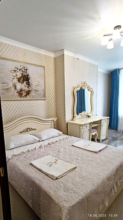 Квартира с видом на горы и набережную в центре города