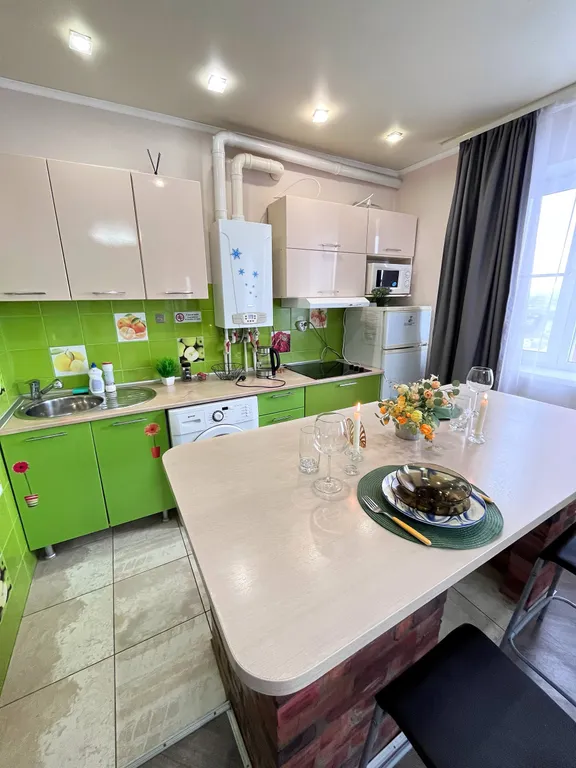 Новая уютная студия с видом на Волгу в центре