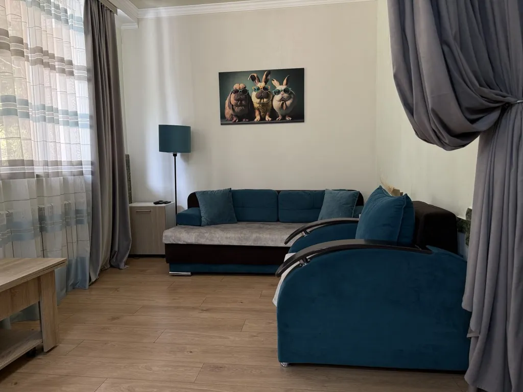 Квартира с балконом