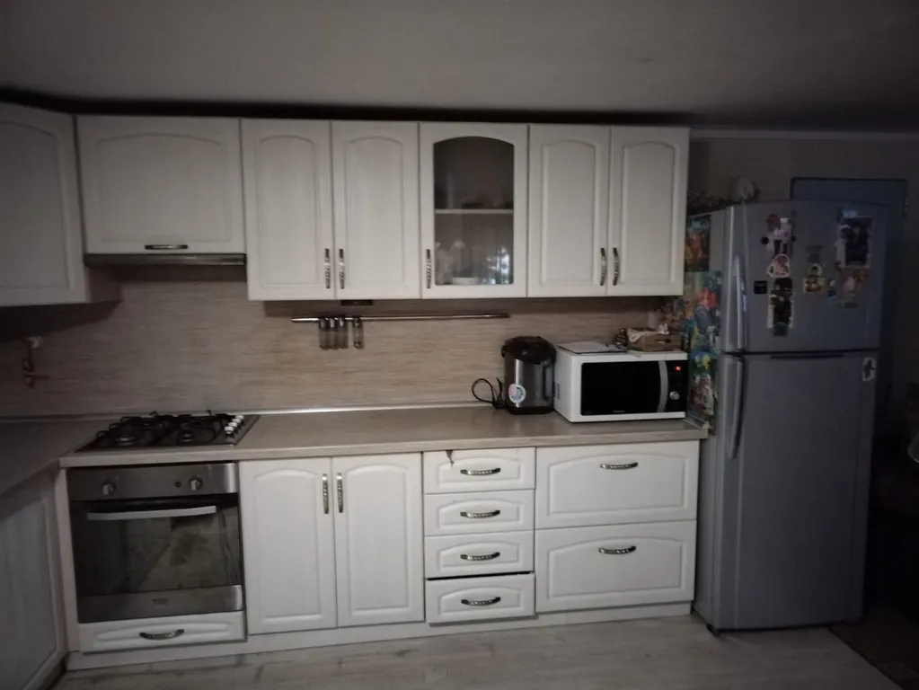 Дом с бассейном Лакшми