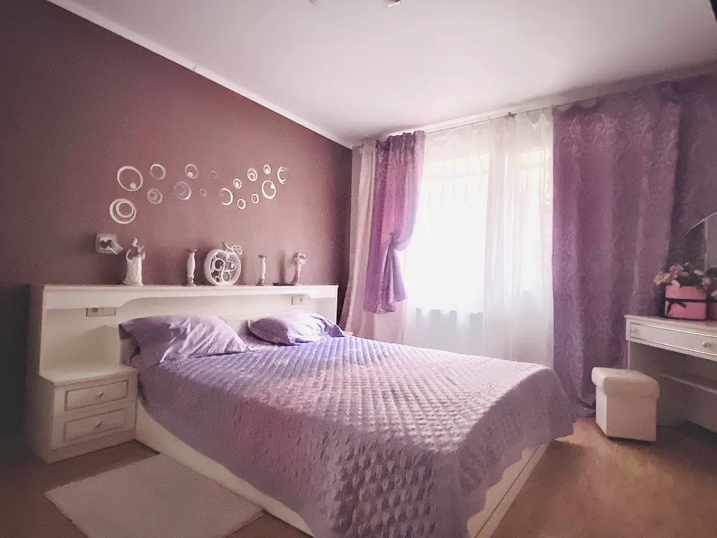 4-комнатный Дом