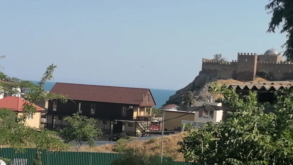 Комната с видом на море