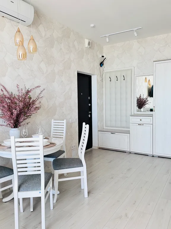 Стильные апартаменты с видом на море