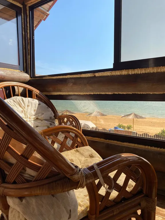 Коттедж на первой линии