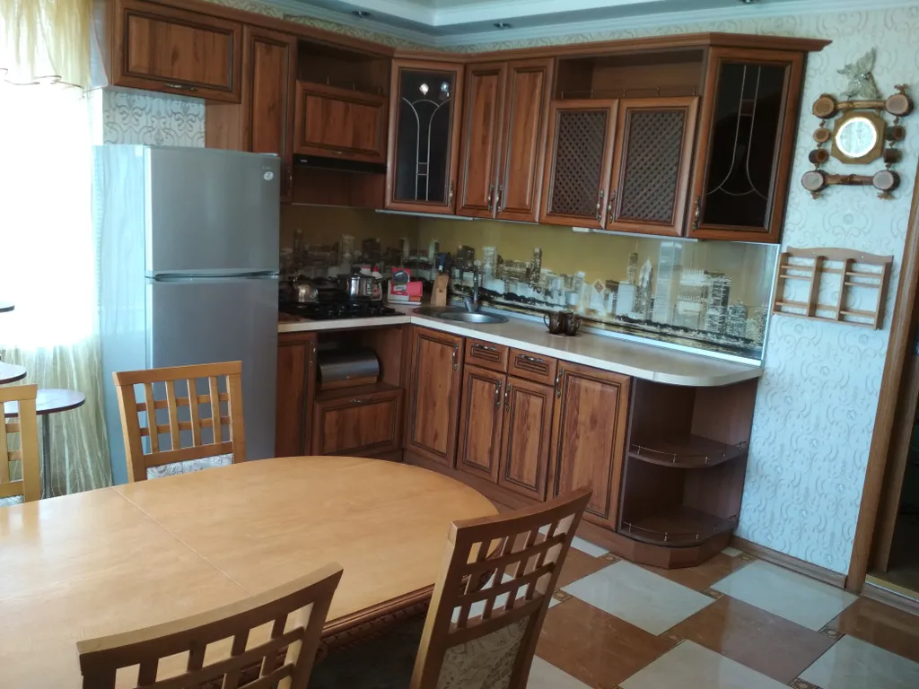 Квартира 2-комнатная Квартира — Евпатория