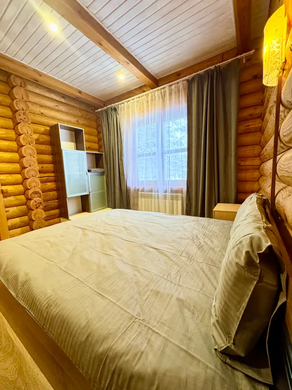 Дом Изумитель 1