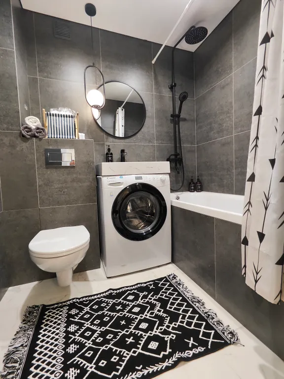 NATALI Aparts Дизайнерская евро 2-комнатная в центре города