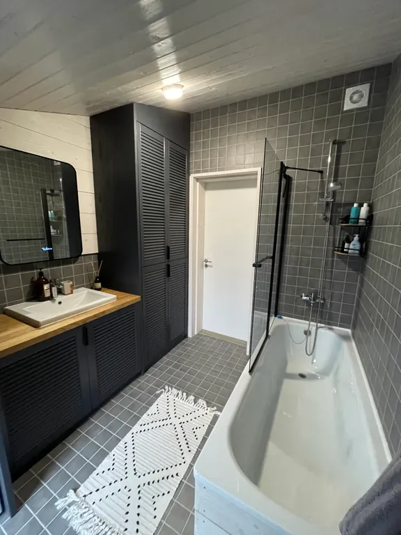 Коттедж Дом с летним бассейном (4 спальни) — Дубна