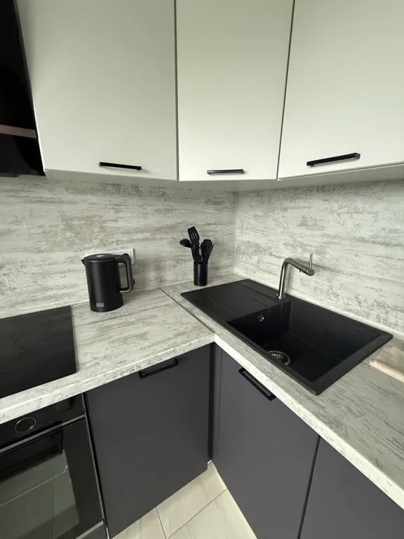 Уютная 3-комнатная квартира в хорошем районе города с видом на Волгу