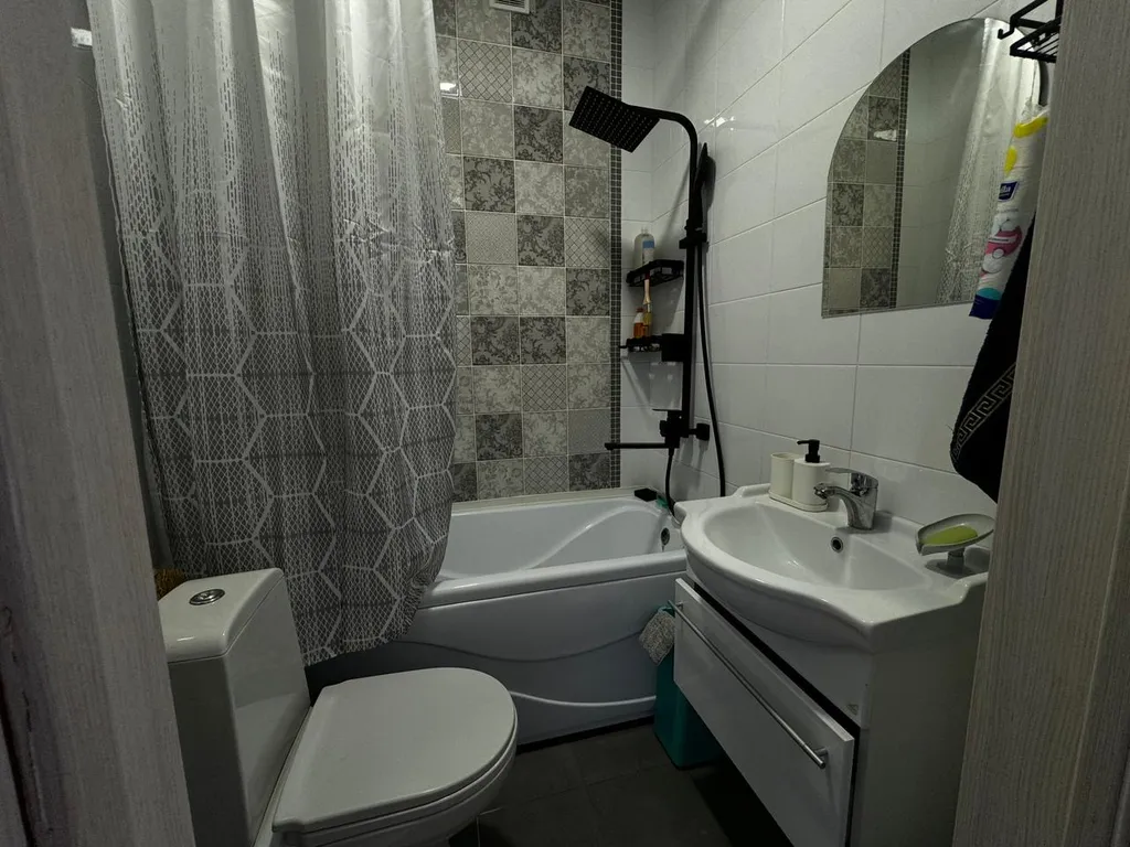 Двухкомнатная с видом на горы и бассейны