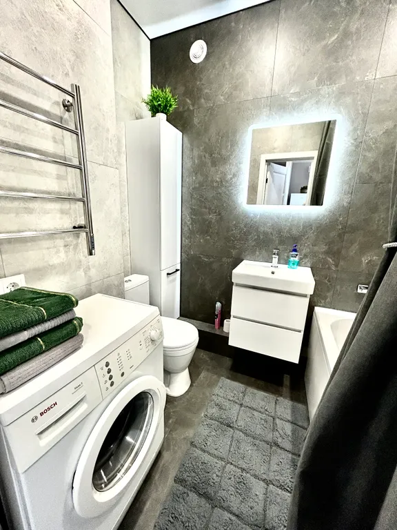 Шикарная квартира в новом доме с видом на город