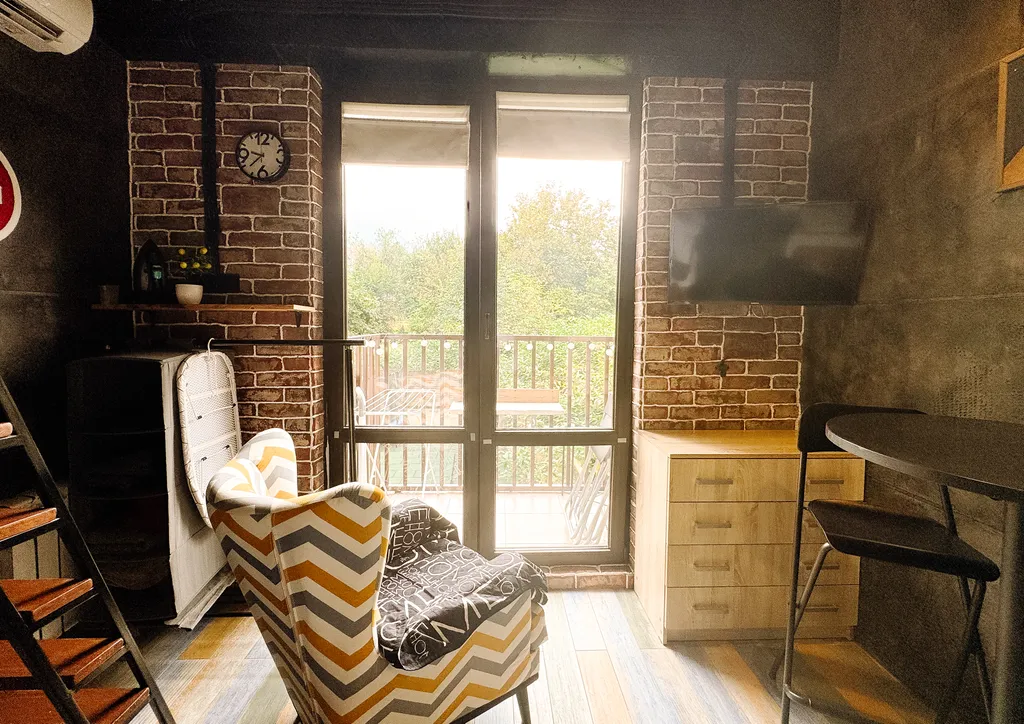 Студия 10 в стиле лофт