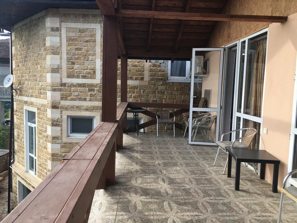 Коттедж с бассейном и баней