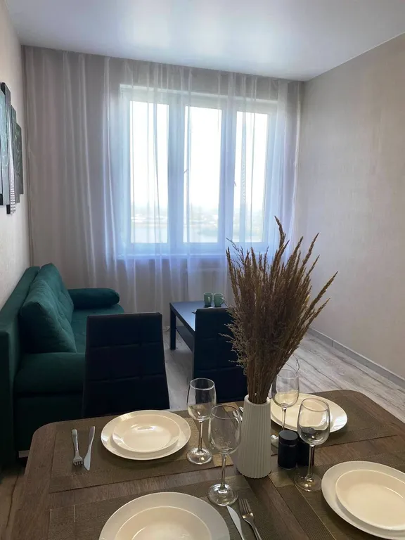 Видовая 2-комнатная квартира в 10 минутах от центра города