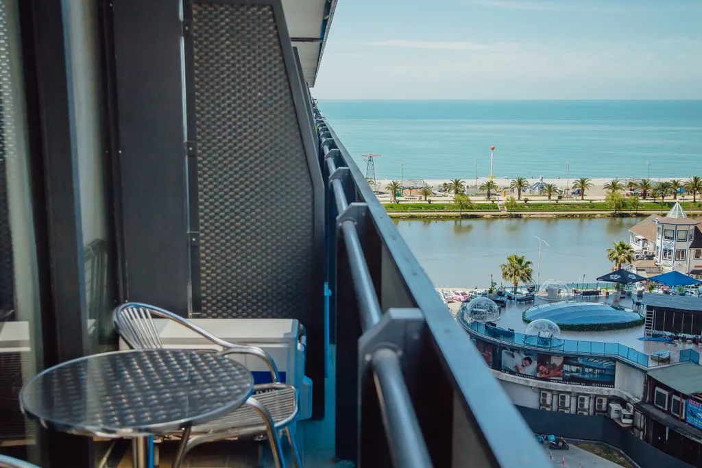 Квартира Апартаменты с видом на море первая линия — Батуми