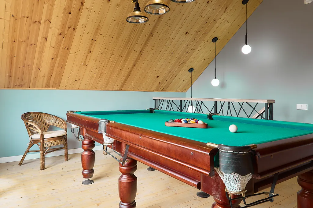 Коттедж Барнхаус с баней, бильярдом и видом на лес — Истра