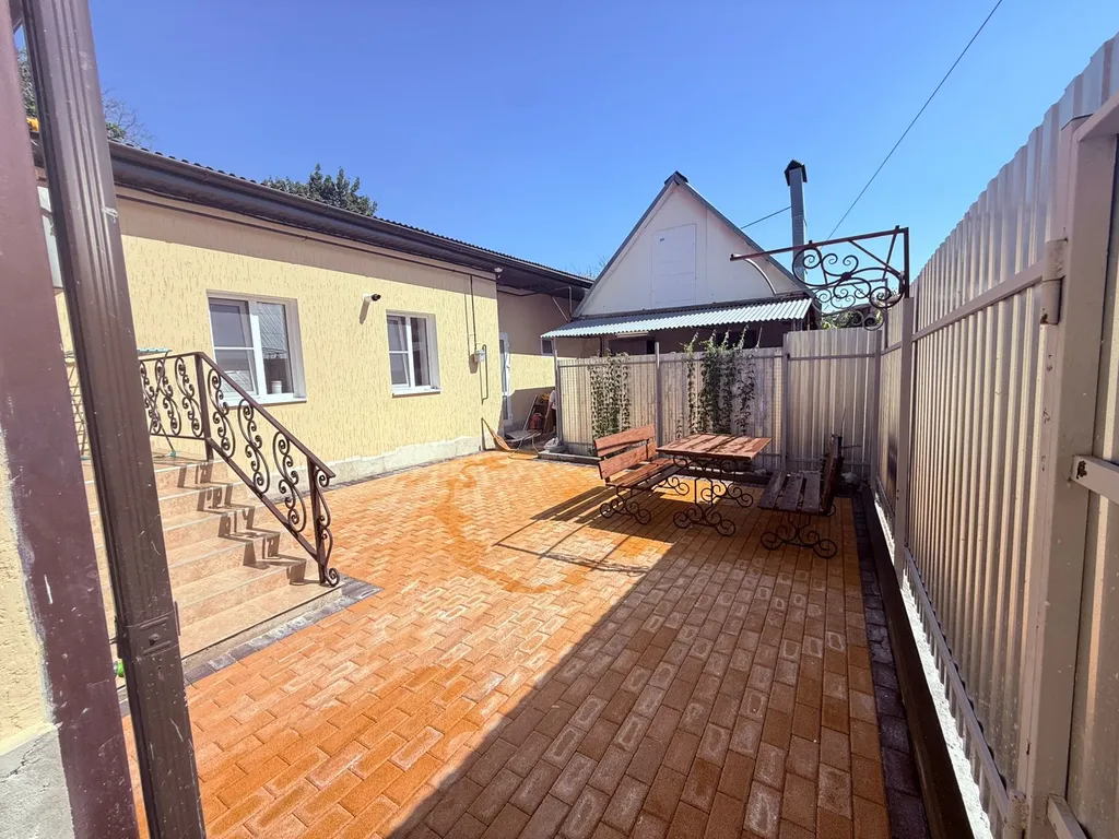 Коттедж Отличный 3-комнатный большой дом в одном из лучших районов города — Пятигорск