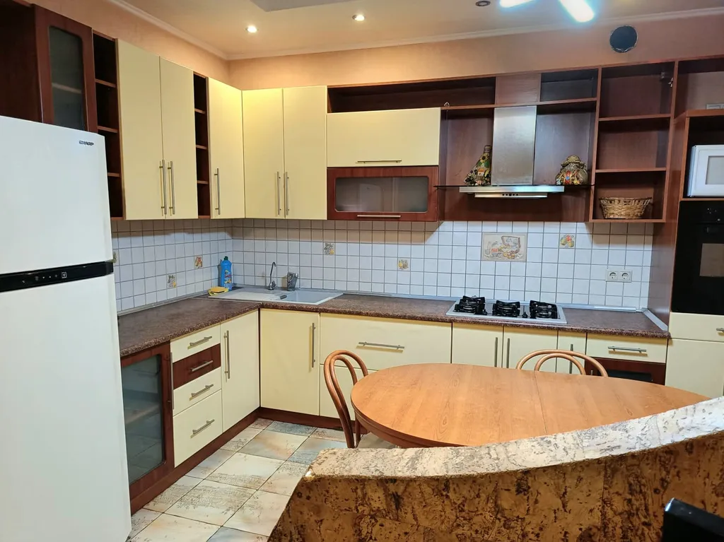 Вода всегда, просторная в центре возле Набережной