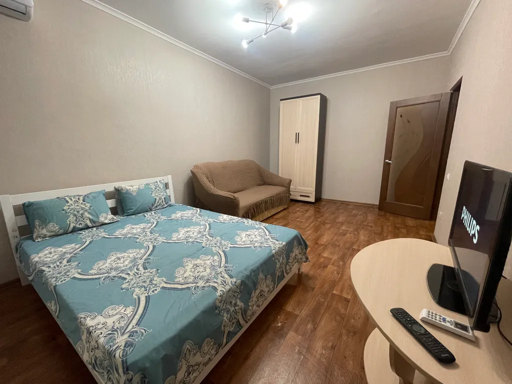 Однокомнатная квартира рядом с парком и стадионом Галицкого