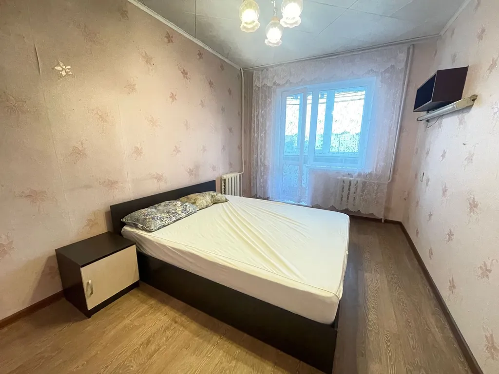 Квартира Трешка со стандартным ремонтом в центре — аренда посуточно в Тула