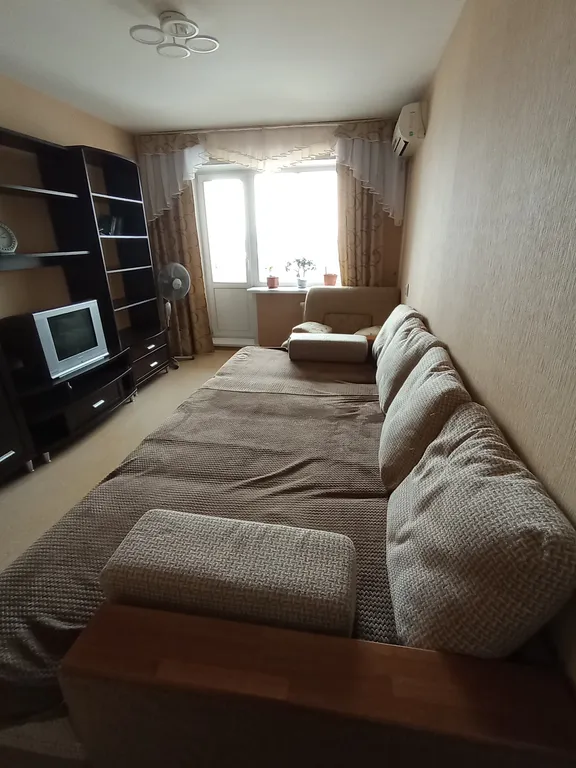 Уютная двухкомнатная квартира рядом с Бросско молл, рядом с центром