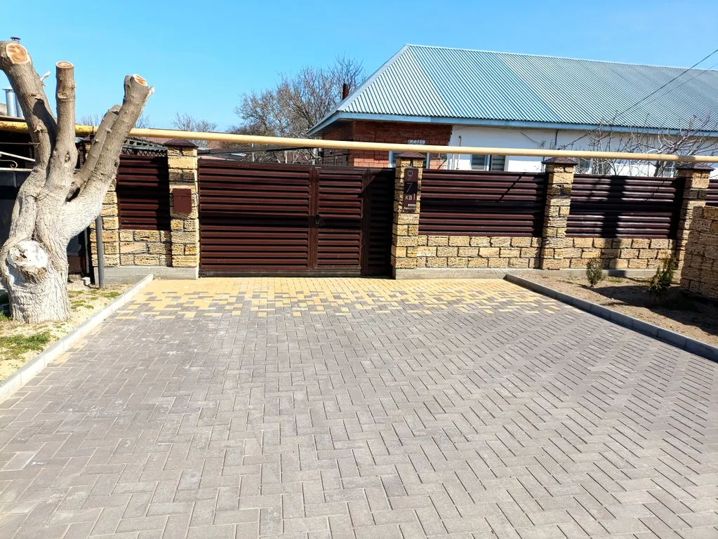 Коттедж Дом рядом с морем — Кучугуры