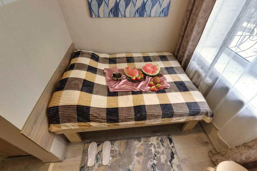 Квартира Уютная студия с мини-кухней и собственным санузлом — идеальный бюджетный — аренда посуточно в Алматы