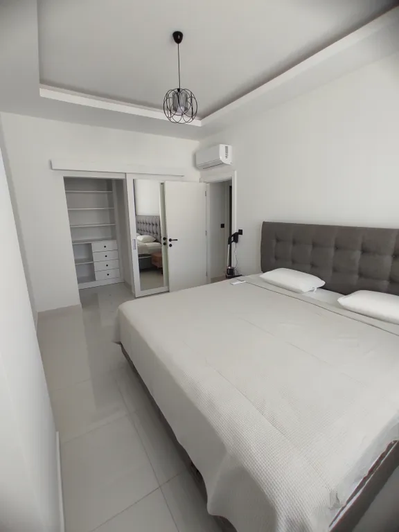 Квартира с видом на горы в 7 минутах от пляжа Клеопатра