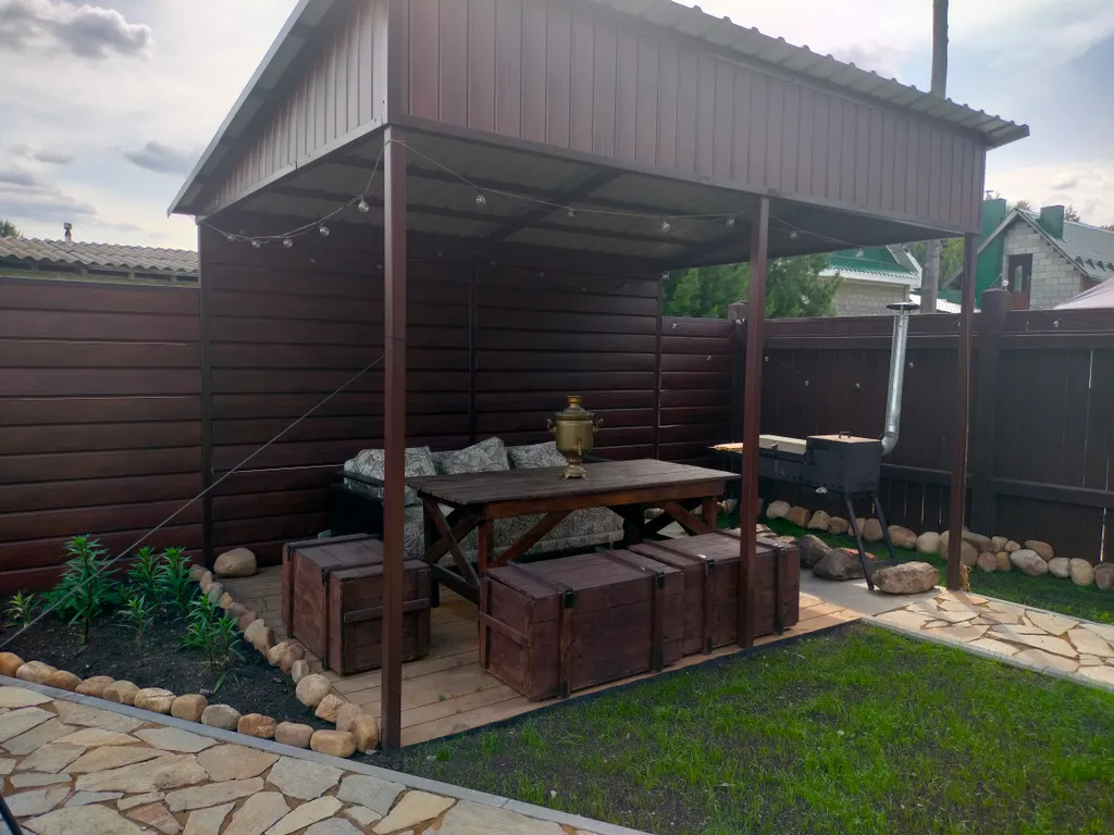 Дом для гостей в курортной зоне с мангальной зоной и парковкой