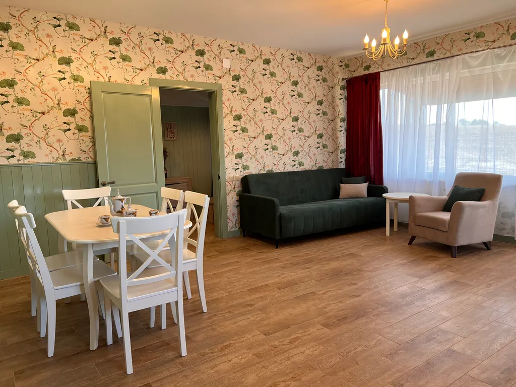 Коттедж Романтичные закаты с видом на пшеничное поле — Запорожское