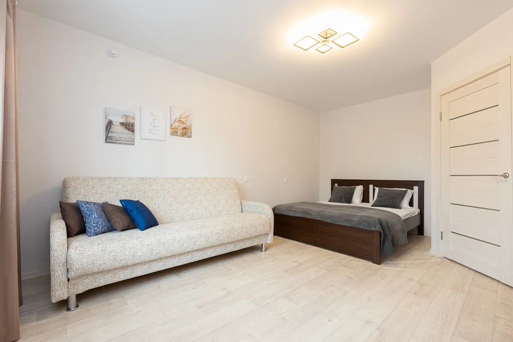 На Кораблестроителей 80