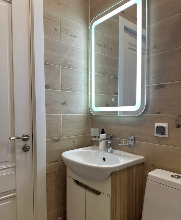 Двухкомнатная квартира с двумя санузлами и шикарным видом из окна