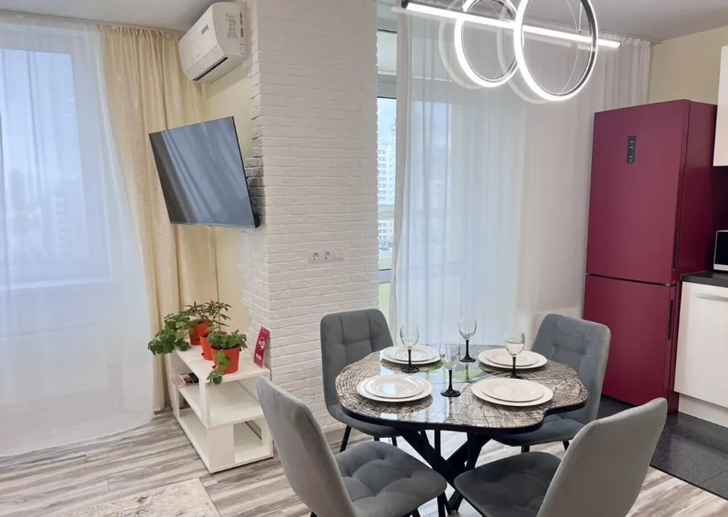 Квартира Квартира у метро Premium class — Екатеринбург