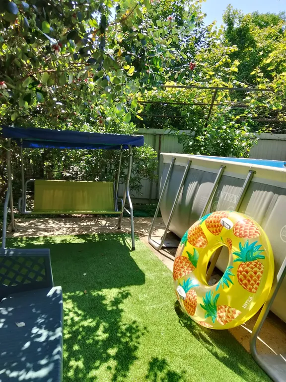 Коттедж Уютный дом в 300 метрах от моря для большой семьи или компании друзей — Нижняя Хобза