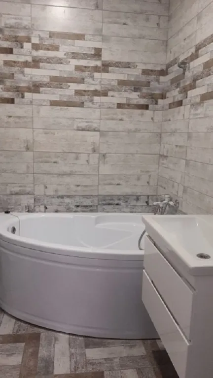 Апартаменты двухкомнатные с лоджией