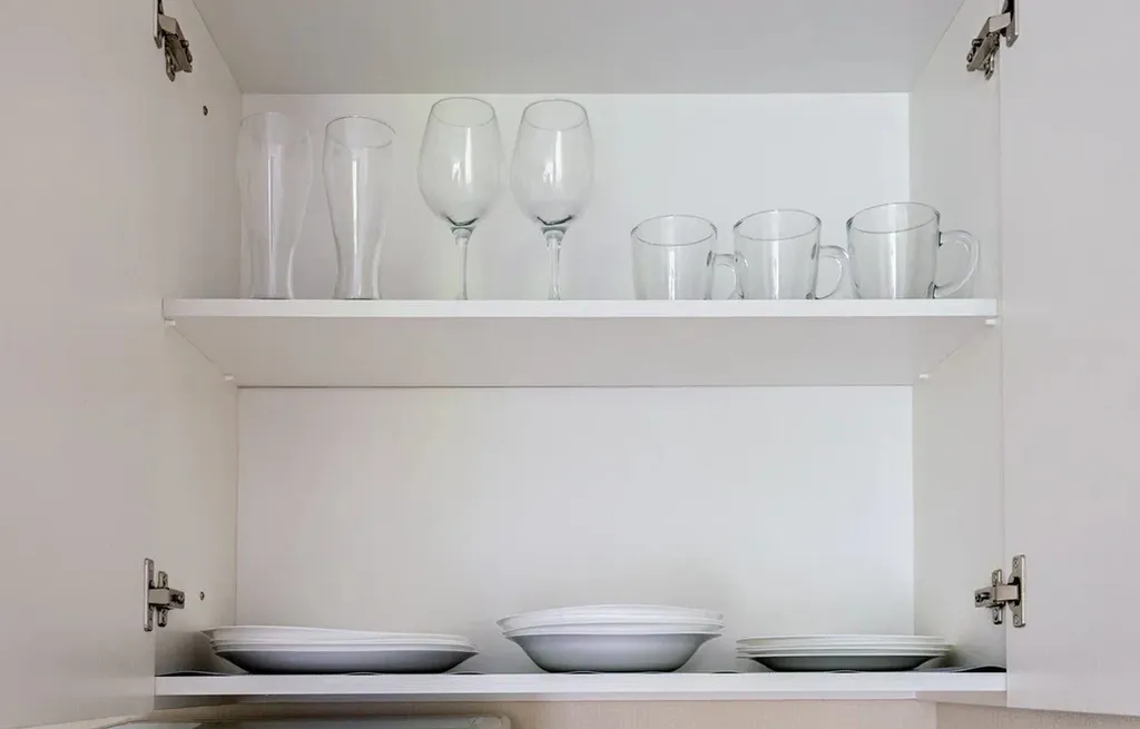 Белые апартаменты - студия на Искре