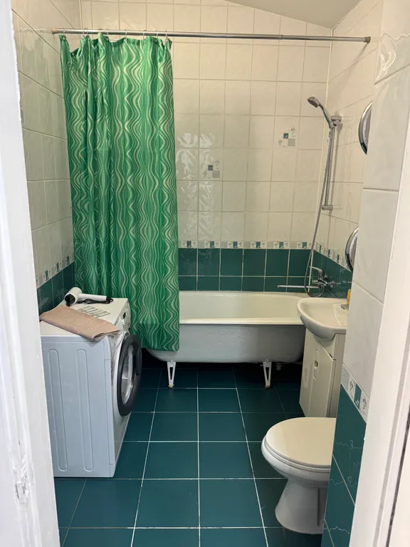 Просторная квартира рядом с микрохирургией глаза