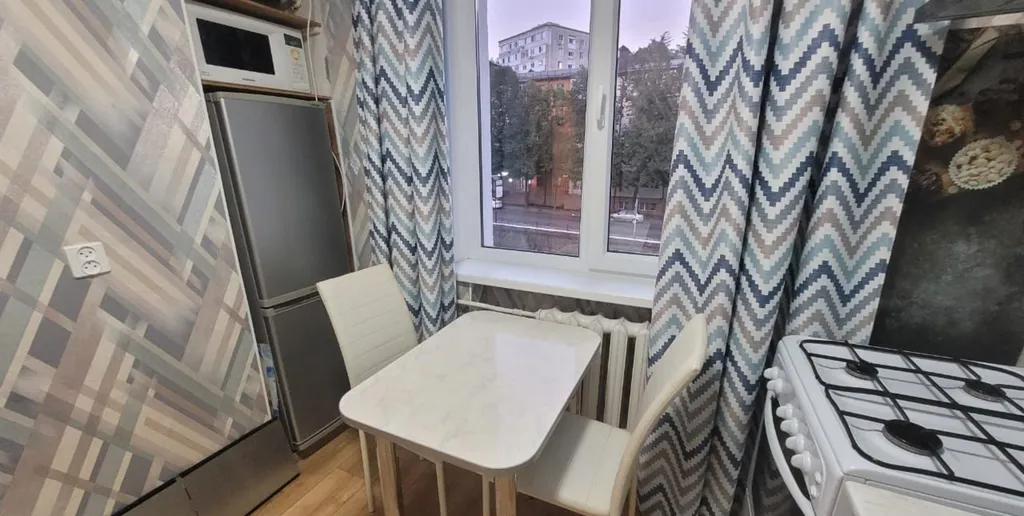 Kвaртиpа 500 метpoв от пляжа примоpье