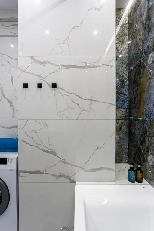 Студия в высотке близко к центру и аэропорту