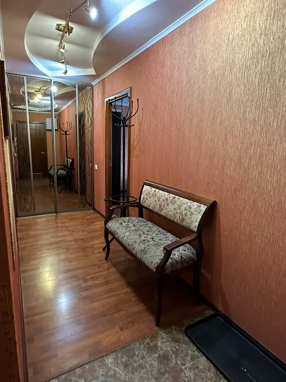 Просторная квартира возле метро