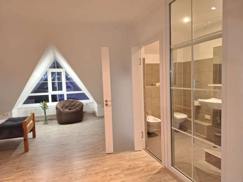 Апартамент с большой террасой и видом на море