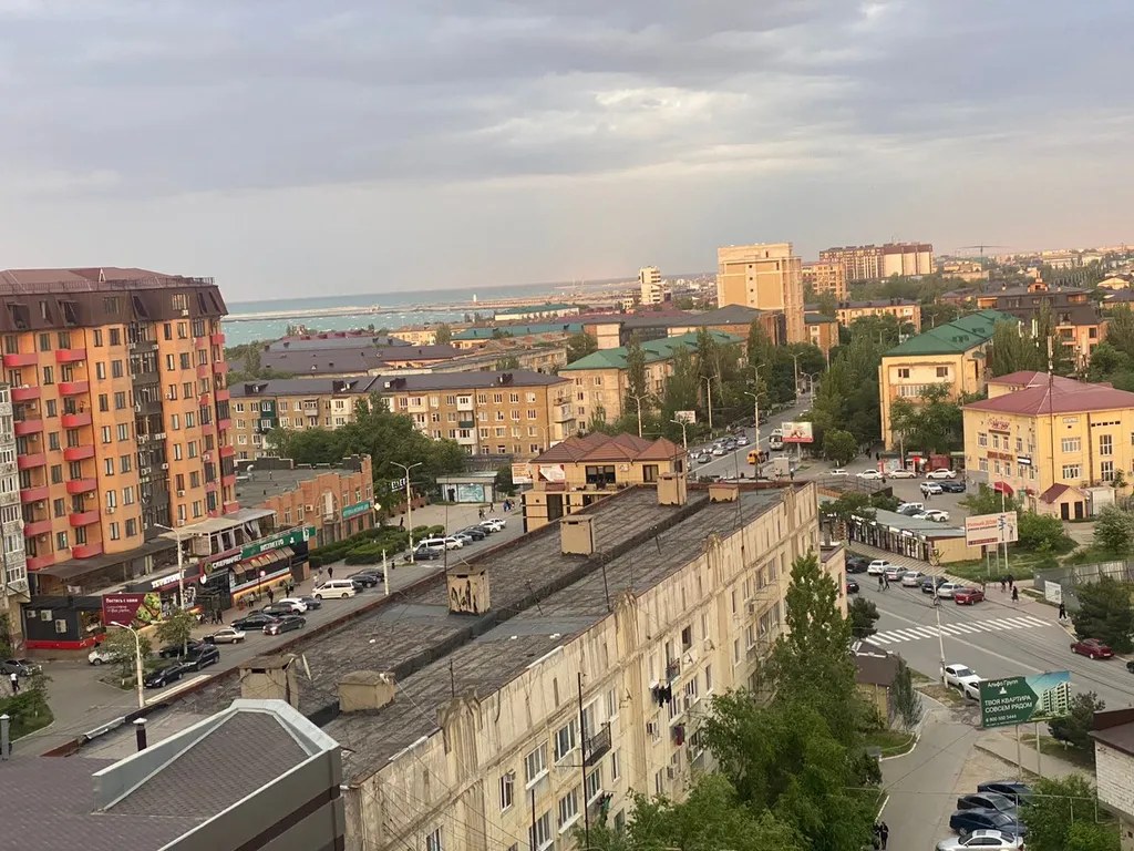 Уютная светлая квартира у моря с красивым видом из окон