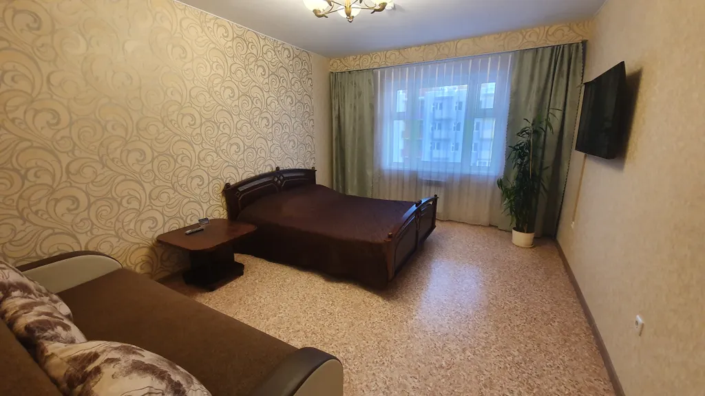 3-комнатная Квартира — аренда посуточно в Братск